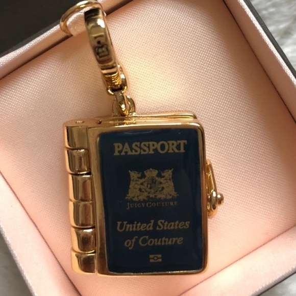 New JUICY COUTURE PASSPORT CHARM WORLD TRAVELER BOOK CHARM - Picture 5 of 11